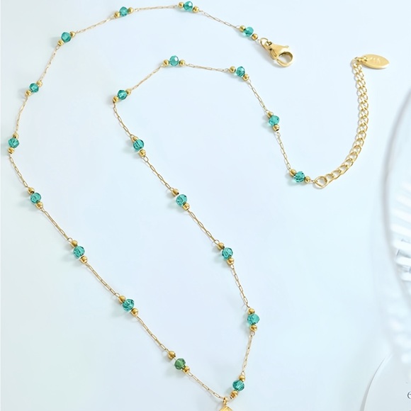 18K Gold Shell Necklace*Ocean Inspired Jewelry*Waterproof*Sweatproof* - Picture 5 of 5